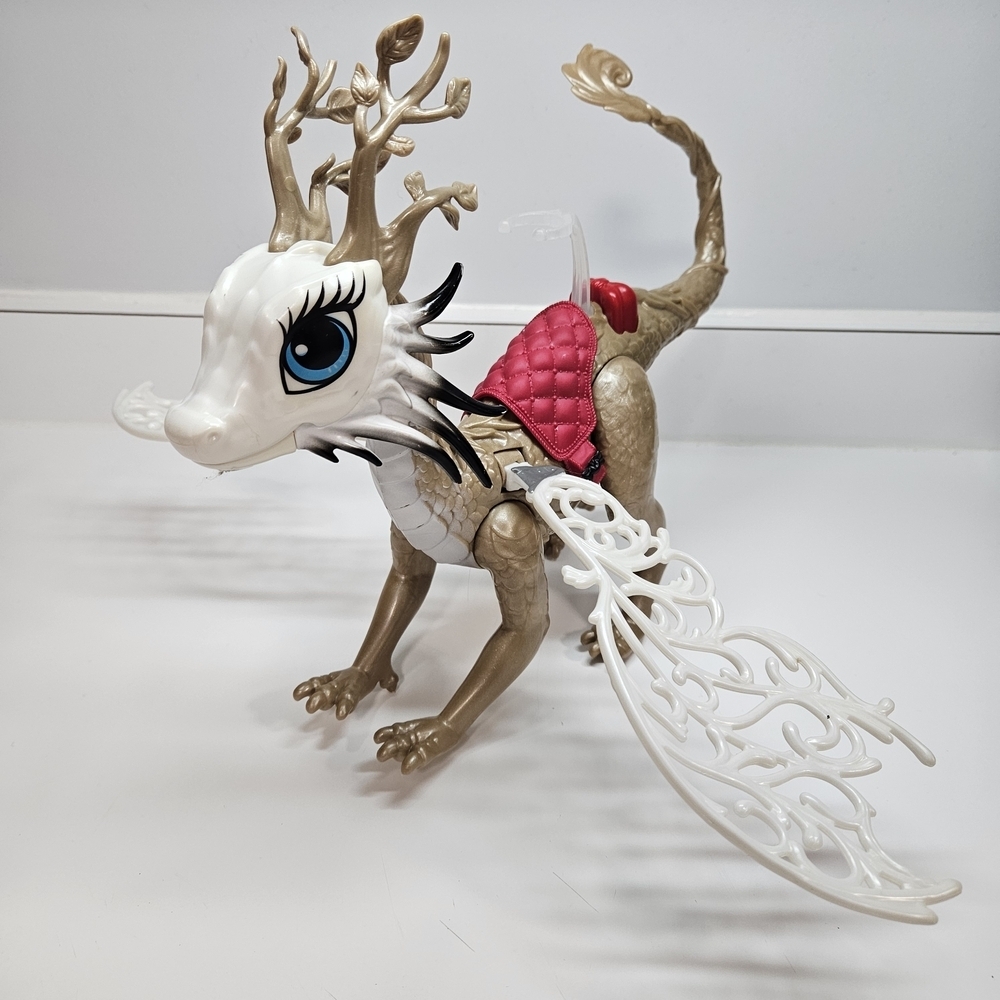 Ever After High Dragon Games Apple White Dragonrider Braebyrn Figure Mattel 2015